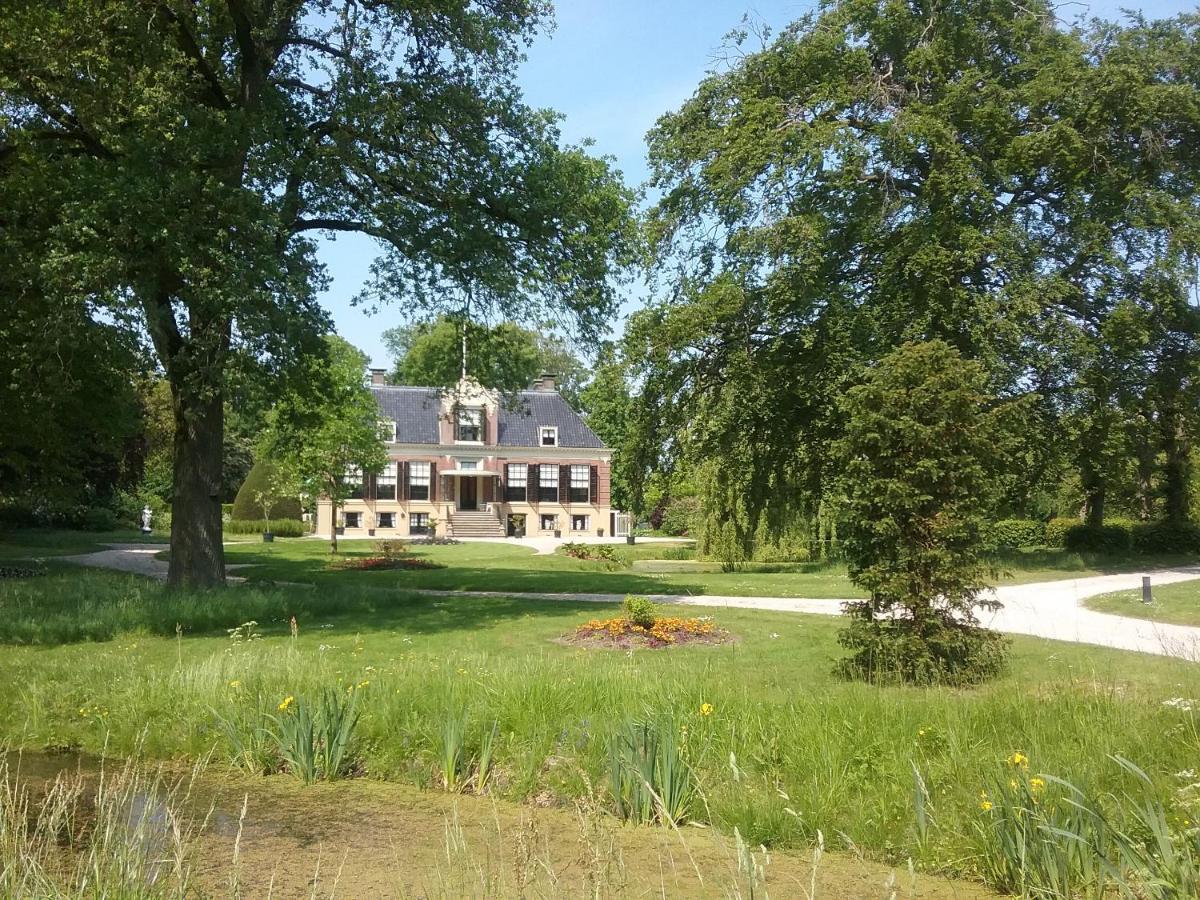 Luxe 5 Persoons Bungalow Op Rustig Vakantiepark Nabij Leeuwarden Dronrijp Extérieur photo